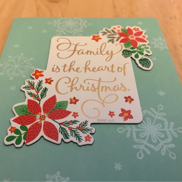 ⭐️BOGO // Christmas Card w/Detachable Keepsake Magnet (Family) - Picture 2 of 7